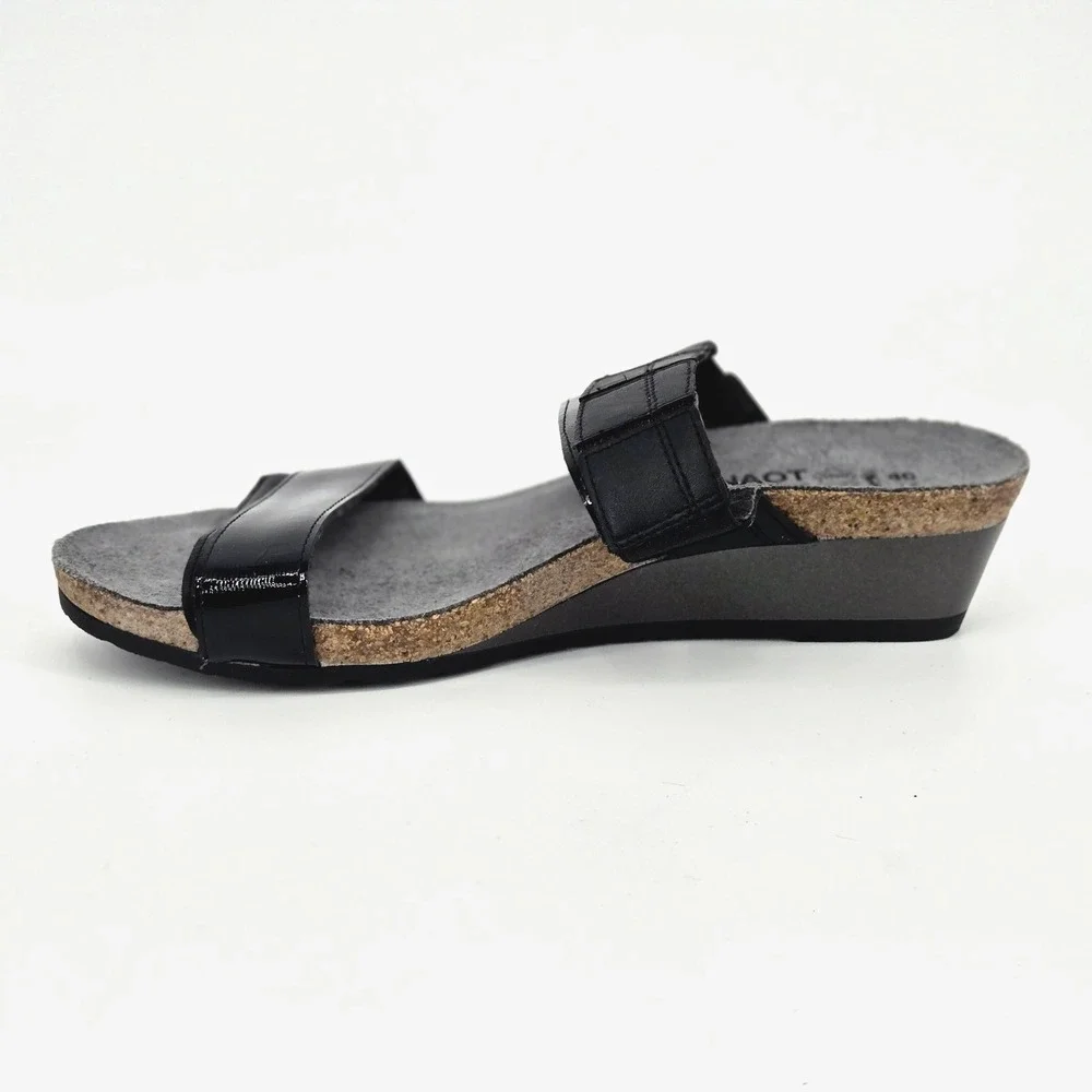 Naot Royalty Black Patent Leather Wedge Slide Sandals Comfort Gorpcore NWOT 9 40